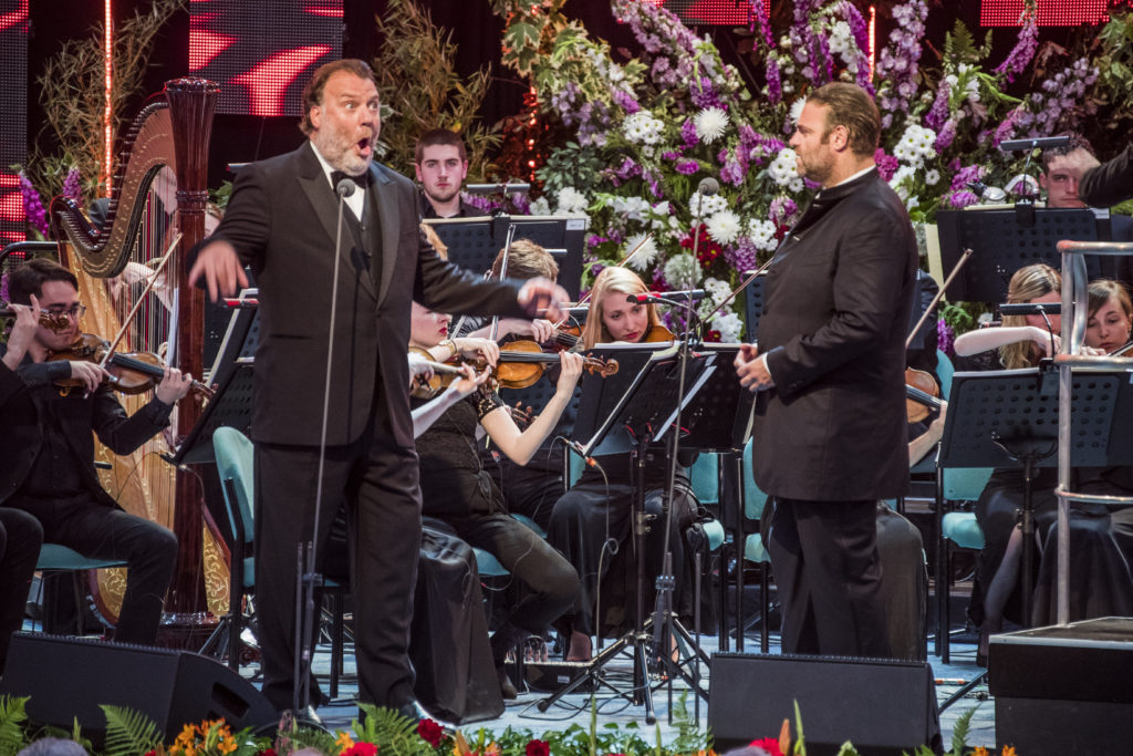 Llangollen International Musical Eisteddfod 2016. Thursday evening concert. Bryn Terfel celebrates the 70th Llangollen International Musical Festival with good friend Maltese Joseph Calleja and joined on stage by the Eisteddfod’s 2014 Voice of the Future competition winner, mezzo soprano Eirlys Myfanwy Davies alongside the Sinfonia Cymru Orchestra conducted by Gareth Jones.